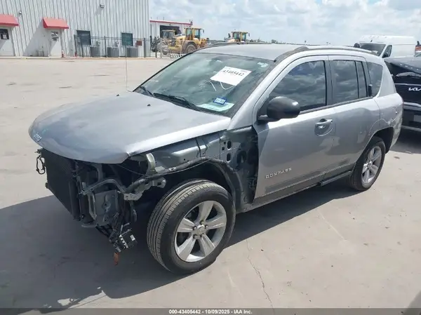 1C4NJCBA5HD124134 2017 JEEP COMPASS - Image 2