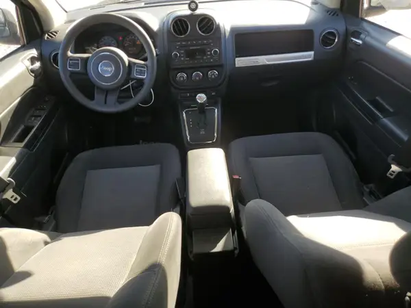 1C4NJCBA5HD147588 2017 JEEP COMPASS - Image 8