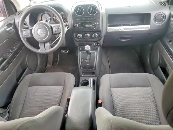 1C4NJCBA5HD147610 2017 JEEP COMPASS - Image 8