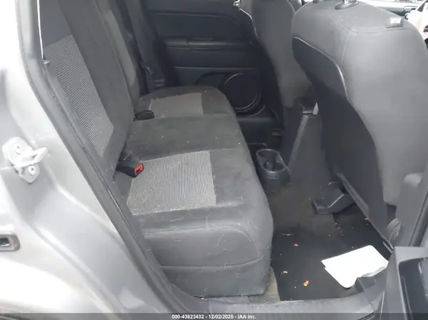 1C4NJCBA6GD525397 2016 JEEP COMPASS - Image 8