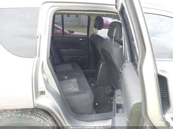 1C4NJCBA6GD525433 2016 JEEP COMPASS - Image 8