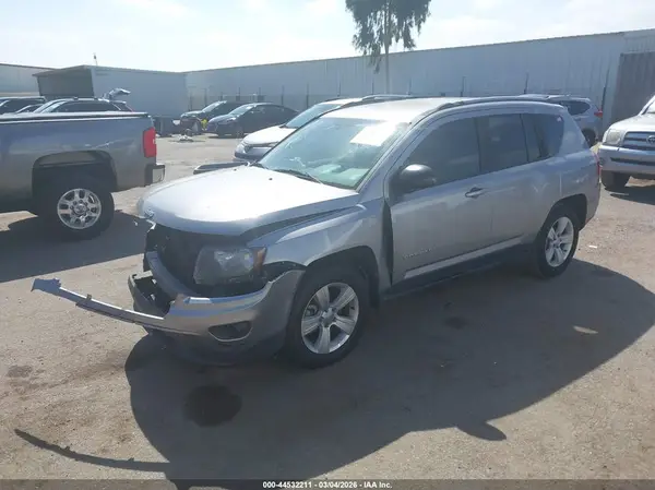 1C4NJCBA6GD568685 2016 JEEP COMPASS - Image 2