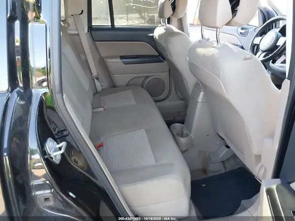 1C4NJCBA6GD615598 2016 JEEP COMPASS - Image 8