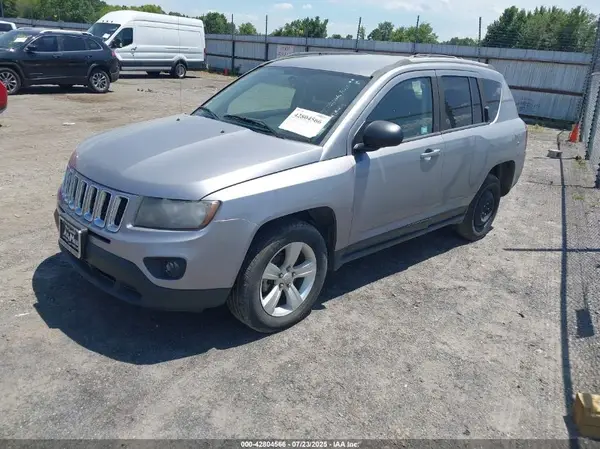 1C4NJCBA6GD666504 2016 JEEP COMPASS - Image 2