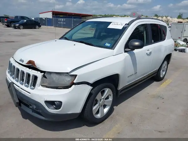 1C4NJCBA6GD704930 2016 JEEP COMPASS - Image 2