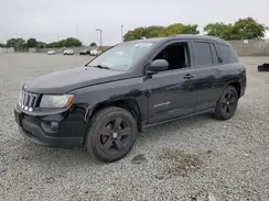 1C4NJCBA6GD705687 2016 JEEP COMPASS