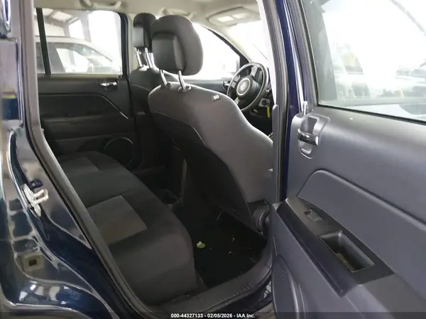 1C4NJCBA6GD715085 2016 JEEP COMPASS - Image 8