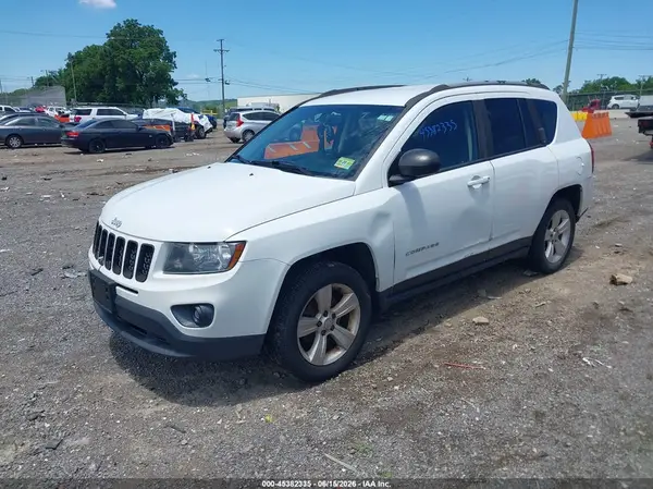 1C4NJCBA6GD742755 2016 JEEP COMPASS - Image 2