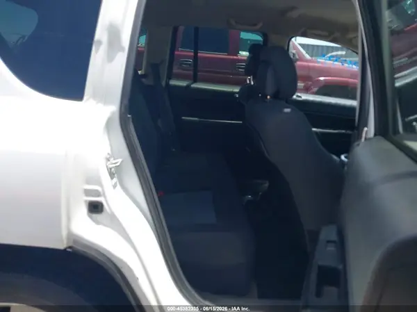 1C4NJCBA6GD742755 2016 JEEP COMPASS - Image 8