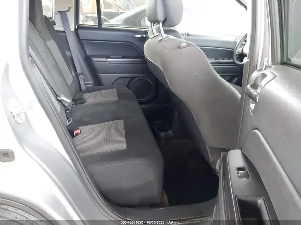 1C4NJCBA6HD147826 2017 JEEP COMPASS - Image 8