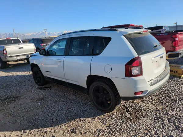 1C4NJCBA6HD147986 2017 JEEP COMPASS - Image 2