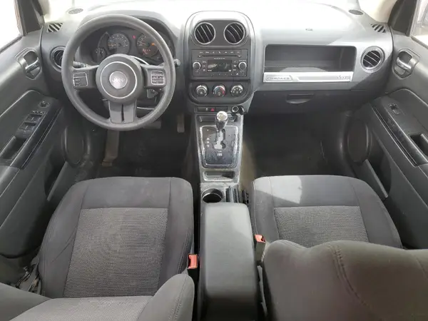 1C4NJCBA7GD524730 2016 JEEP COMPASS - Image 8