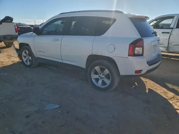 1C4NJCBA7GD525179 2016 JEEP COMPASS - Image 2