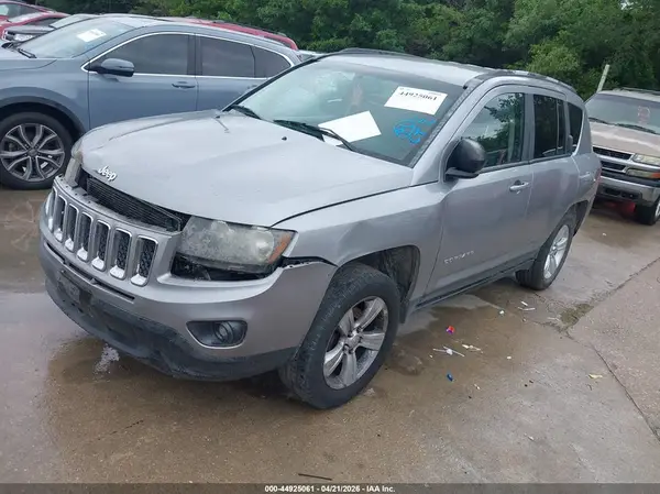 1C4NJCBA7GD560966 2016 JEEP COMPASS - Image 2