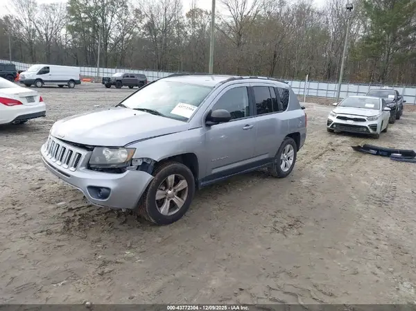 1C4NJCBA7GD611463 2016 JEEP COMPASS - Image 2