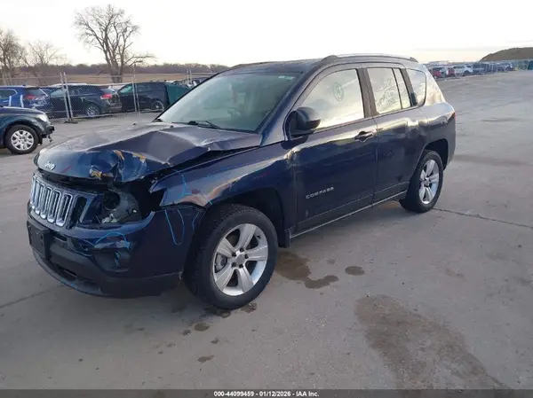 1C4NJCBA7GD611611 2016 JEEP COMPASS - Image 2