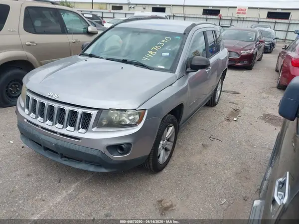 1C4NJCBA7GD715595 2016 JEEP COMPASS - Image 2
