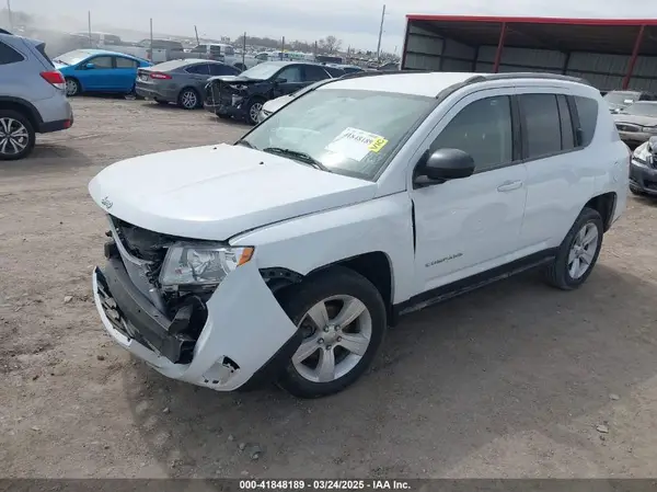 1C4NJCBA7GD722384 2016 JEEP COMPASS - Image 2