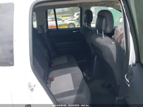 1C4NJCBA7GD722384 2016 JEEP COMPASS - Image 8