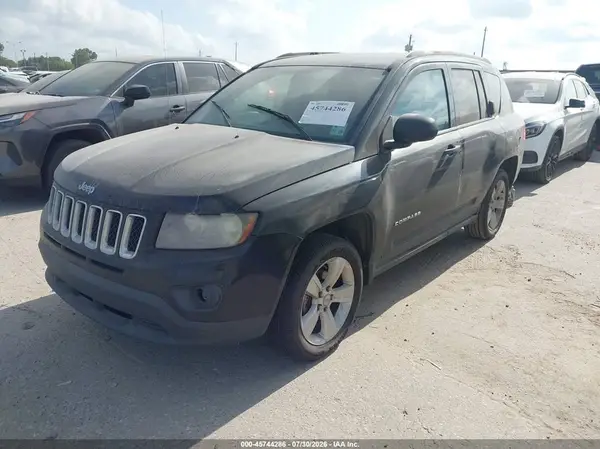 1C4NJCBA7GD732669 2016 JEEP COMPASS - Image 2