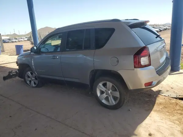1C4NJCBA7GD743509 2016 JEEP COMPASS - Image 2