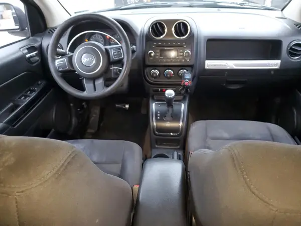 1C4NJCBA7HD124104 2017 JEEP COMPASS - Image 8