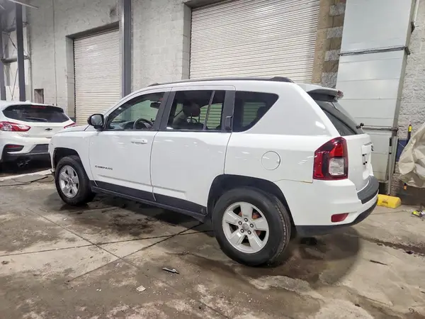 1C4NJCBA7HD132302 2017 JEEP COMPASS - Image 2