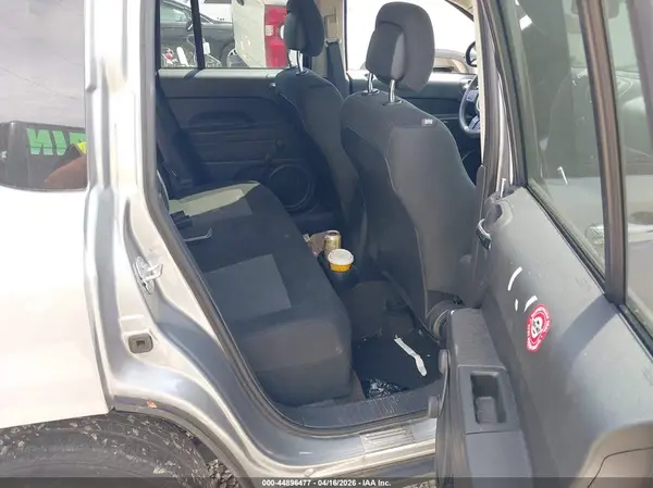 1C4NJCBA7HD184965 2017 JEEP COMPASS - Image 8