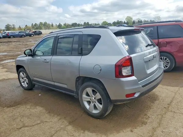 1C4NJCBA8GD512599 2016 JEEP COMPASS - Image 2