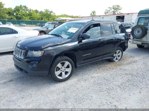 1C4NJCBA8GD536305 2016 JEEP COMPASS - Image 2