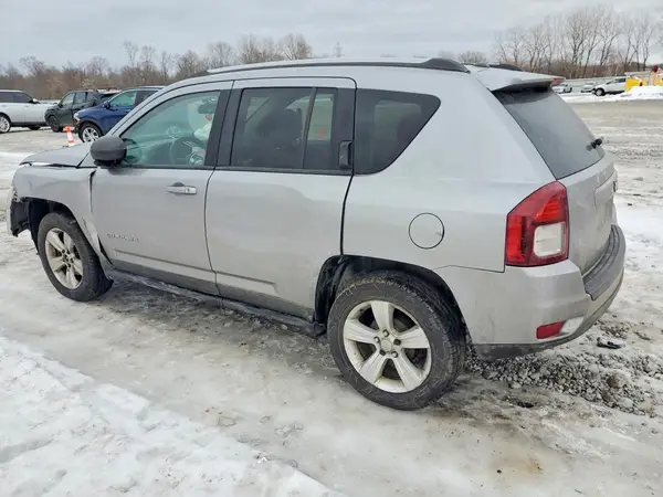 1C4NJCBA8GD553489 2016 JEEP COMPASS - Image 2