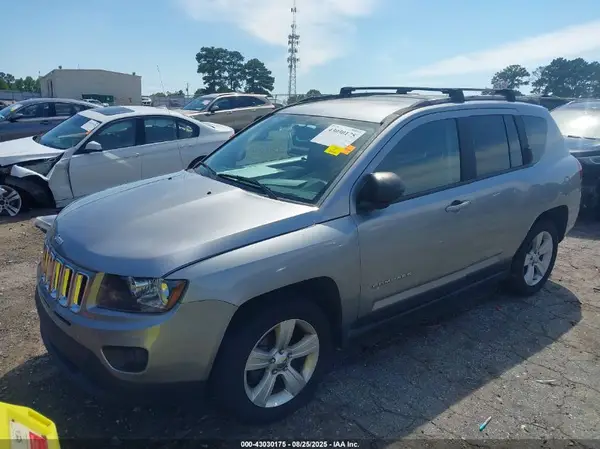 1C4NJCBA8GD611259 2016 JEEP COMPASS - Image 2