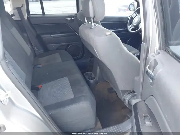 1C4NJCBA8GD681599 2016 JEEP COMPASS - Image 8