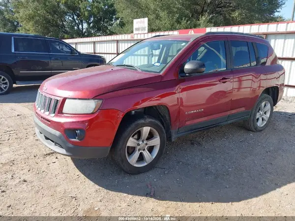 1C4NJCBA8GD688391 2016 JEEP COMPASS - Image 2