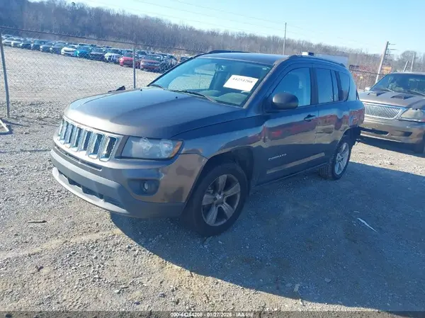 1C4NJCBA8GD705366 2016 JEEP COMPASS - Image 2