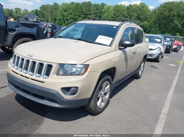 1C4NJCBA8GD815284 2016 JEEP COMPASS - Image 2