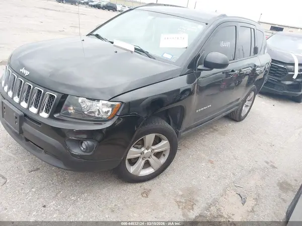 1C4NJCBA8HD186689 2017 JEEP COMPASS - Image 2