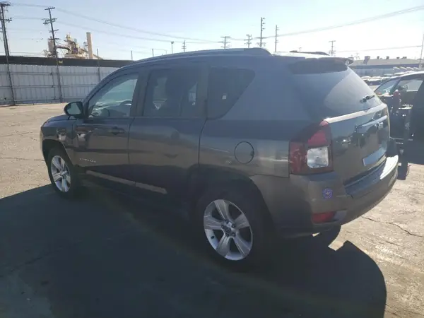 1C4NJCBA9GD518816 2016 JEEP COMPASS - Image 2