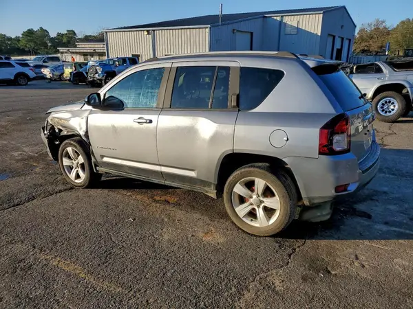 1C4NJCBA9GD525507 2016 JEEP COMPASS - Image 2