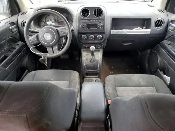 1C4NJCBA9GD567966 2016 JEEP COMPASS - Image 8