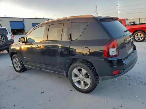1C4NJCBA9GD574058 2016 JEEP COMPASS - Image 2