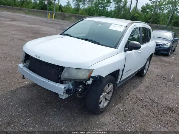 1C4NJCBA9GD620407 2016 JEEP COMPASS - Image 2