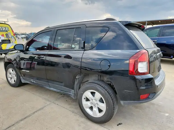 1C4NJCBA9GD656176 2016 JEEP COMPASS - Image 2