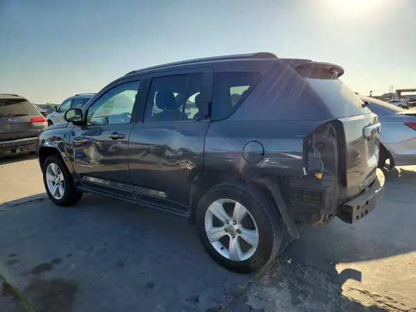 1C4NJCBA9GD664939 2016 JEEP COMPASS - Image 2