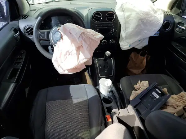 1C4NJCBA9GD666514 2016 JEEP COMPASS - Image 8