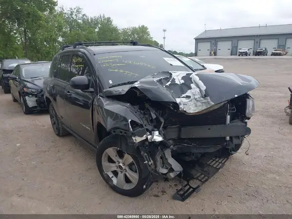 1C4NJCBA9GD688321 2016 JEEP COMPASS - Image 1