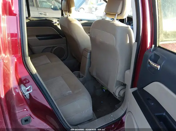 1C4NJCBA9GD688495 2016 JEEP COMPASS - Image 8