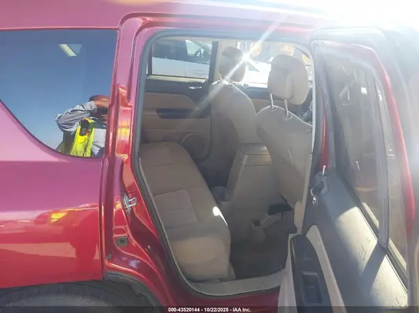 1C4NJCBA9HD123794 2017 JEEP COMPASS - Image 8