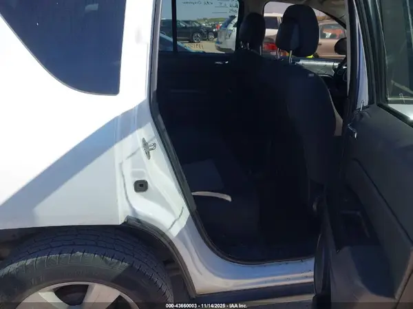 1C4NJCBAXGD518873 2016 JEEP COMPASS - Image 8
