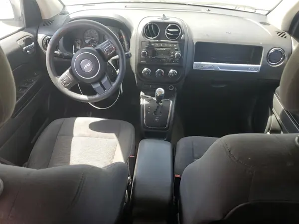 1C4NJCBAXGD525774 2016 JEEP COMPASS - Image 8